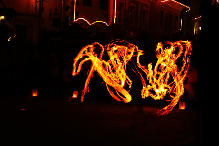 The Game Of Fire - Street Performance