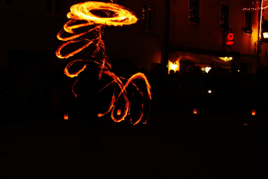 The Game Of Fire - Street Performance