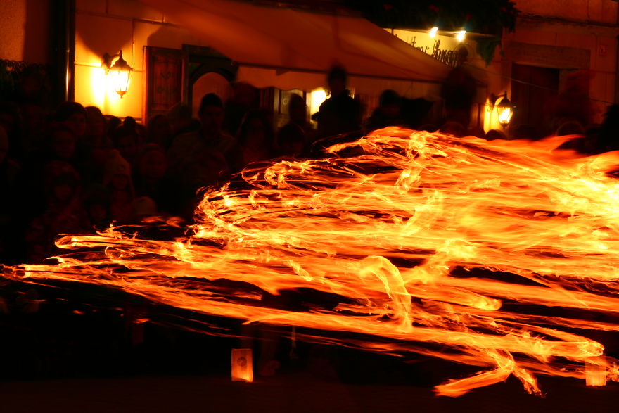 The Game Of Fire - Street Performance