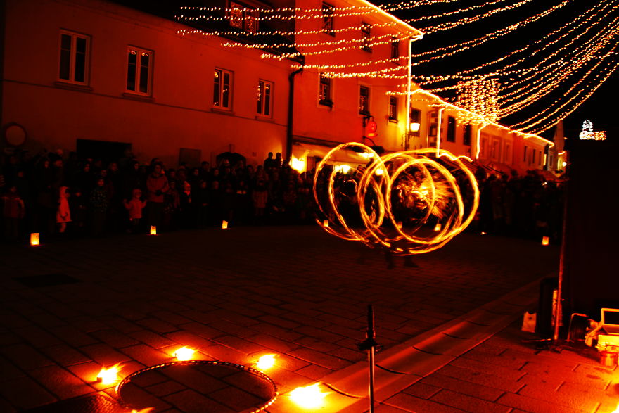 The Game Of Fire - Street Performance