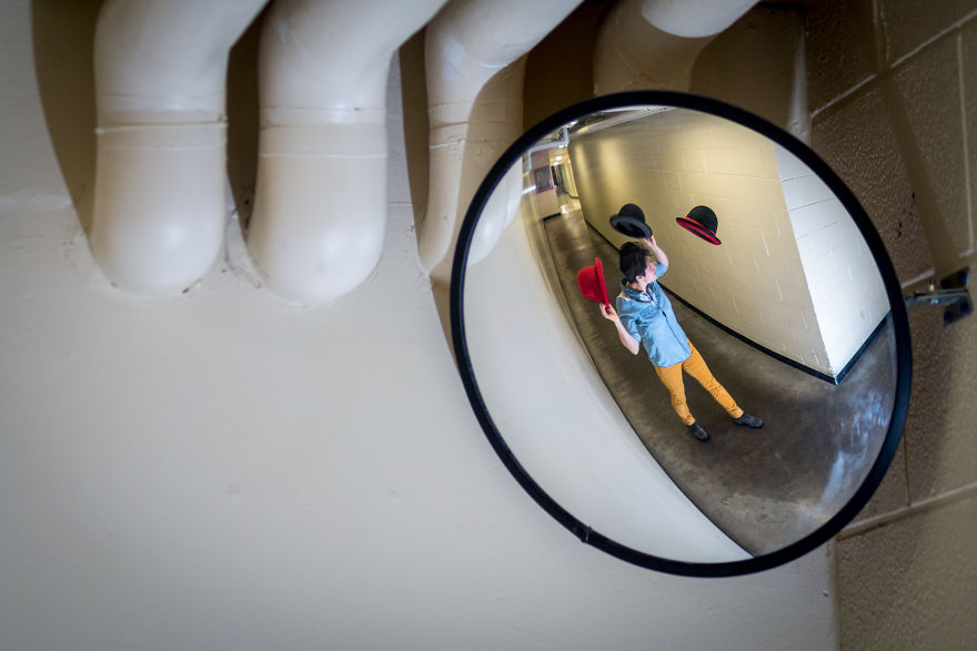 I Take Photos Of Circus Artists In Urban Settings