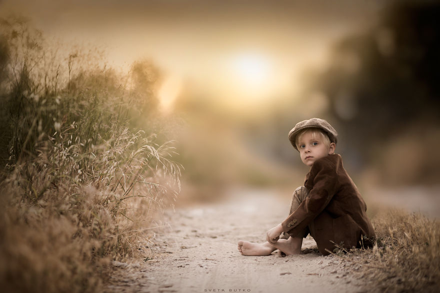 Russian Mother Takes Fairytale-Like Pictures Of Children