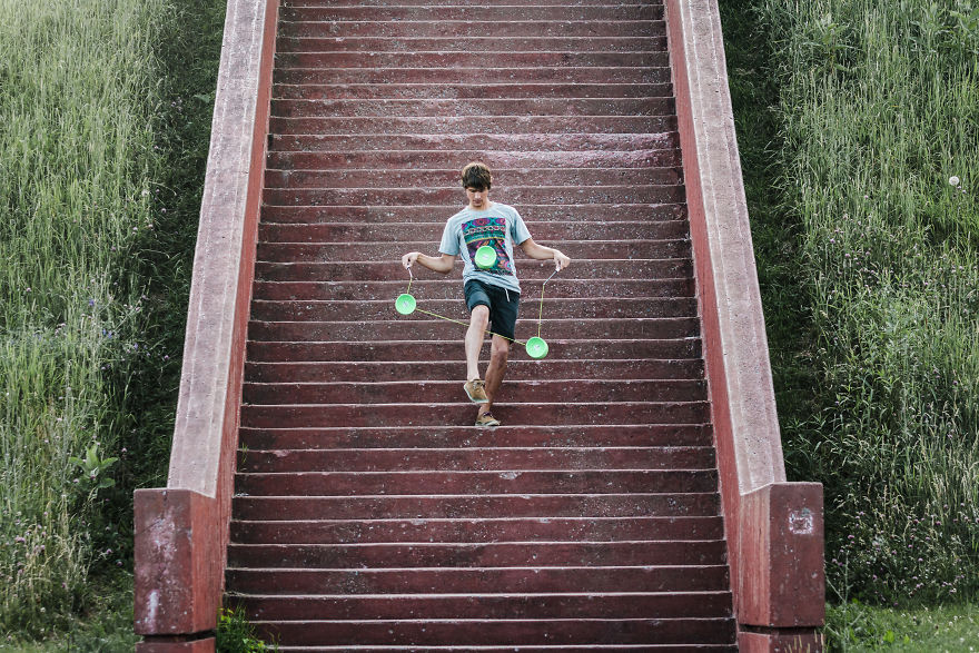 I Take Photos Of Circus Artists In Urban Settings I Take Photos Of Circus Artists In Urban Settings