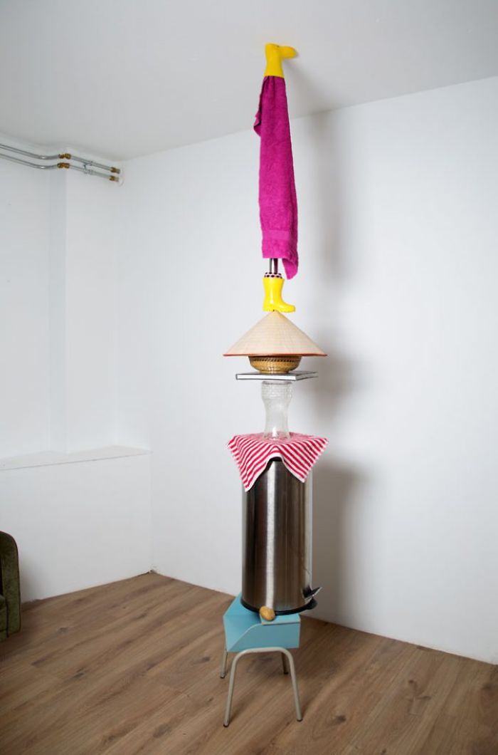 Pillars Of Home: I Balance Household Objects Into Floor-to-ceiling Sculptures (part 2)