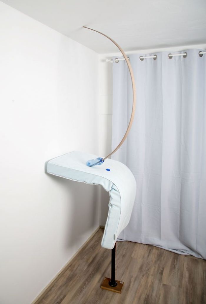 Pillars Of Home: I Balance Household Objects Into Floor-to-ceiling Sculptures (part 2)