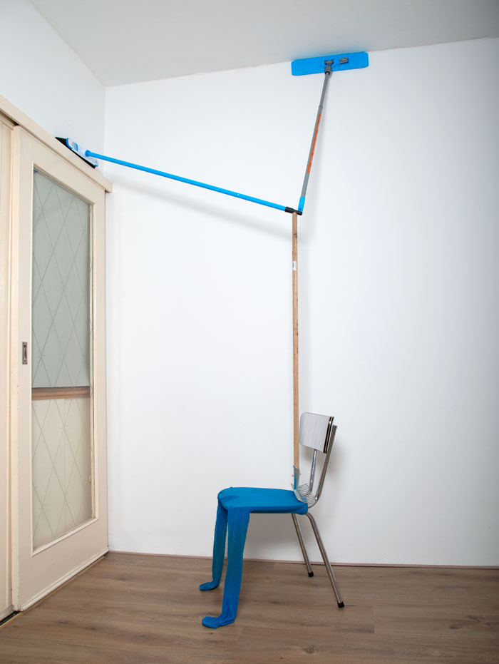 Pillars Of Home: I Balance Household Objects Into Floor-to-ceiling Sculptures (part 2)