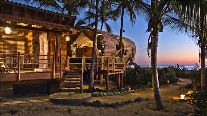 Solar-Powered Cylindrical Treehouse In Mexico Solar-Powered Cylindrical Treehouse In Mexico