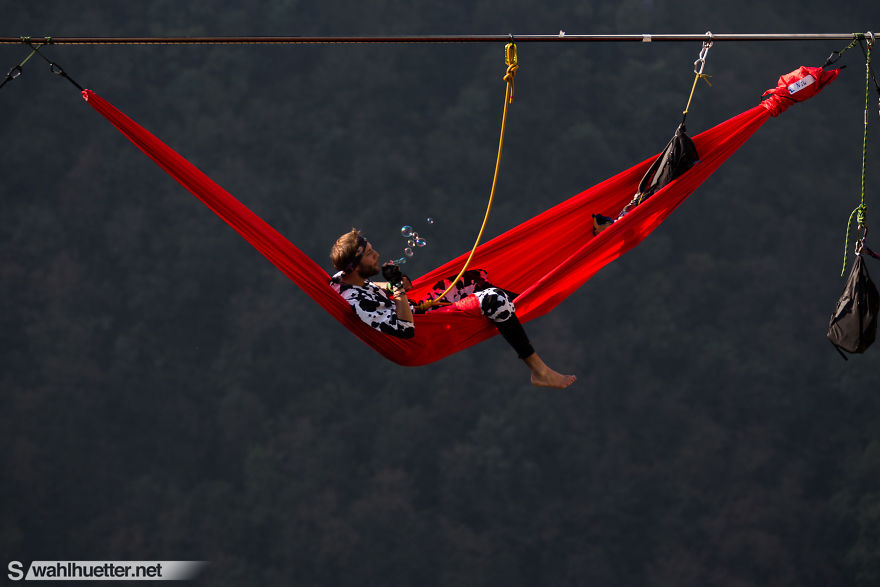 We Created An 80-Meter-Long Hammock Caravan 200m Above The Canyon We Created An 80-Meter-Long Hammock Caravan 200m Above The Canyon