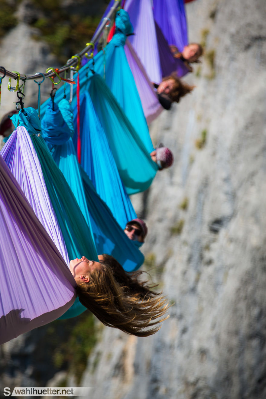 We Created An 80-Meter-Long Hammock Caravan 200m Above The Canyon We Created An 80-Meter-Long Hammock Caravan 200m Above The Canyon