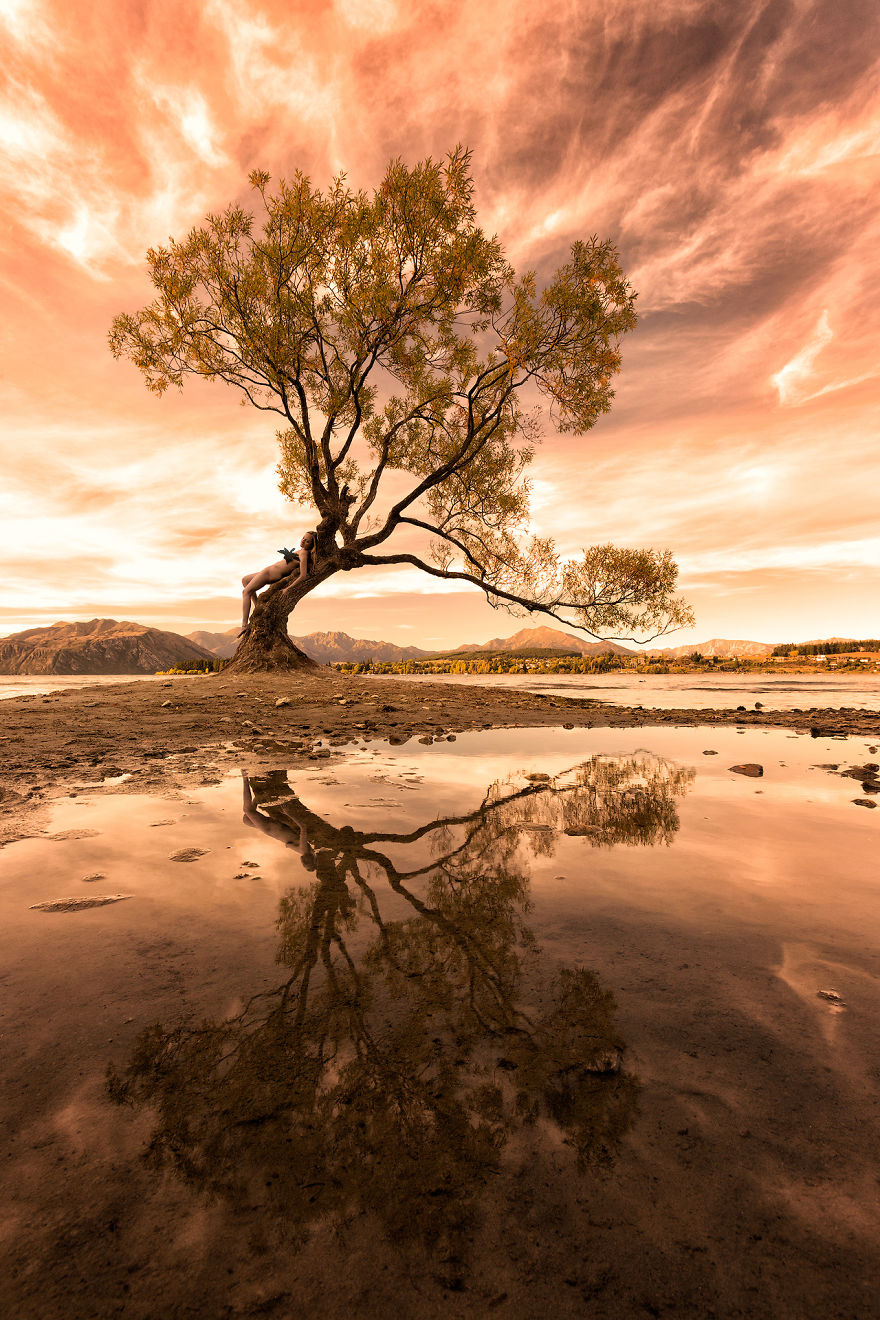 I Photograph Myself Naked With Trees To Show That We Are Nature I Photograph Myself Naked With Trees To Show That We Are Nature