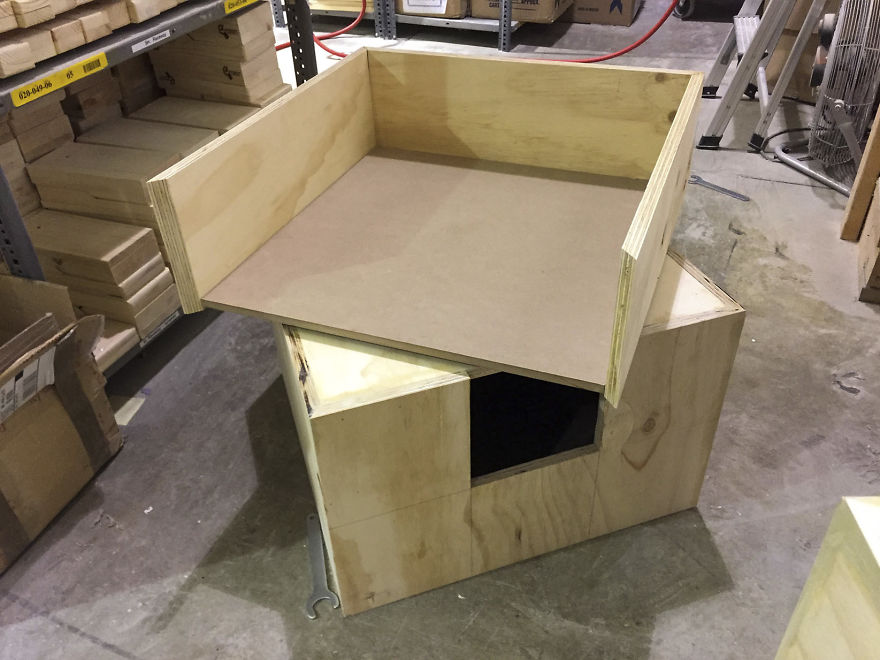 We Built A Rubik's Cube Bed For Our Cat We Built A Rubik's Cube Bed For Our Cat