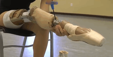 amputee-ballerina-gabi-shull-10 amputee-ballerina-gabi-shull-10