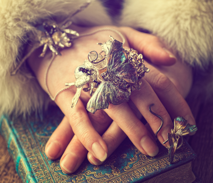 I Made A Wearable Fairytale Out Of Silver And Insects