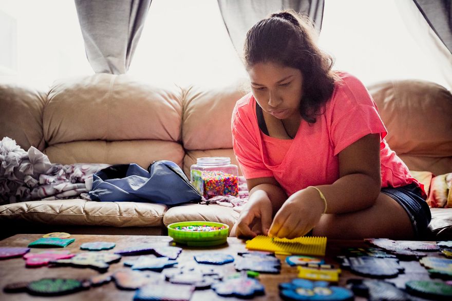 Veronica Has Tried Everything To Find Her Mother. This Photo Documentary Is Her Last Hope Veronica Has Tried Everything To Find Her Mother. This Photo Documentary Is Her Last Hope