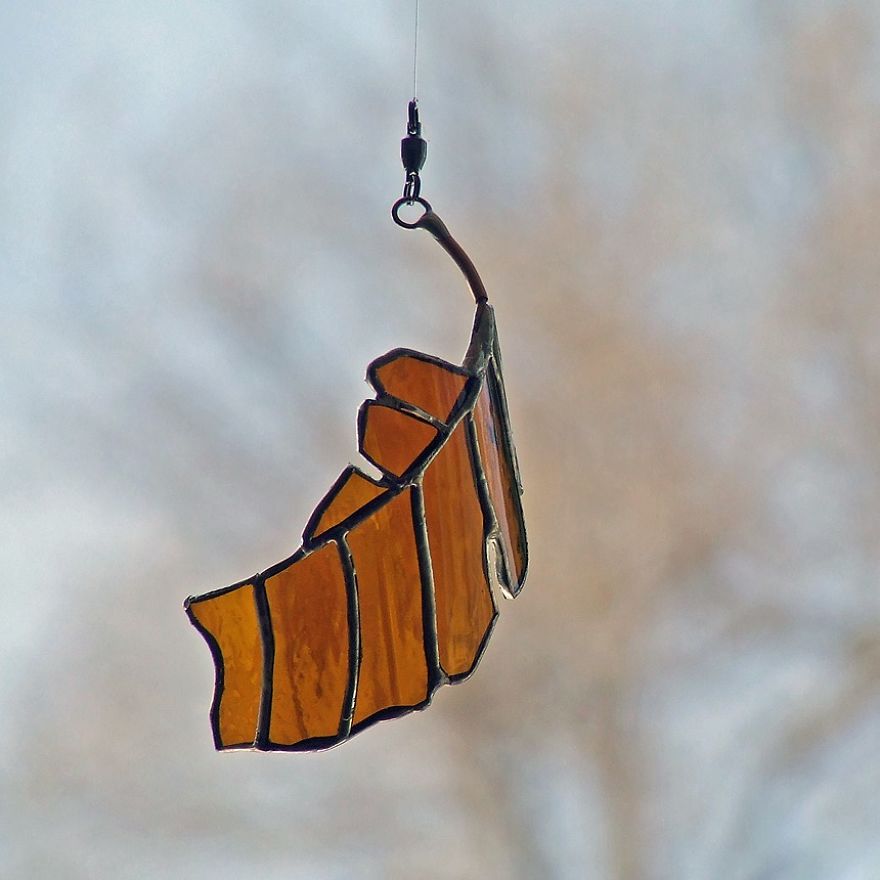 Old Horizontal Elm Leaf