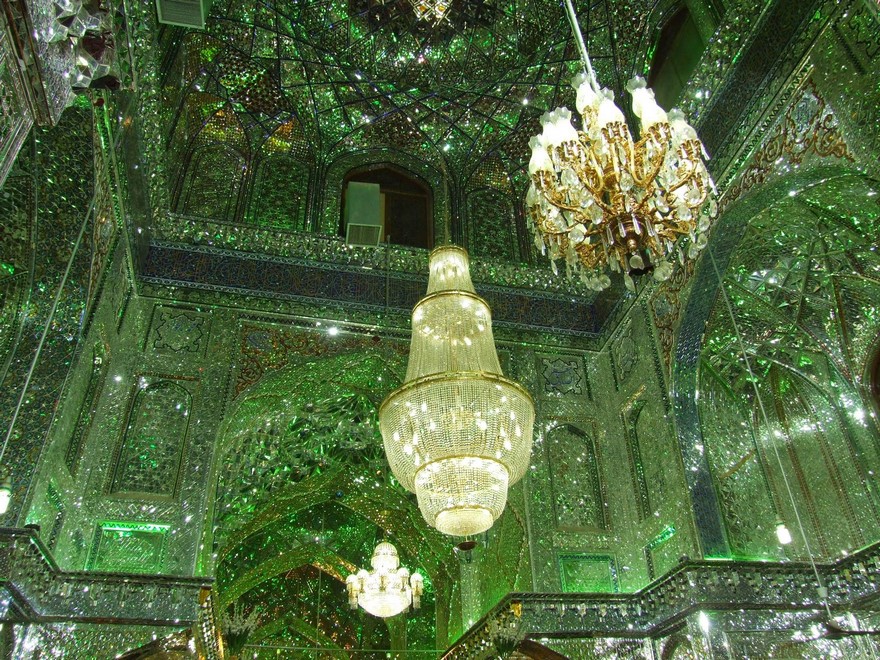 emerald-tomb-ceiling-shah-cheragh-shiraz-iran-11 emerald-tomb-ceiling-shah-cheragh-shiraz-iran-11