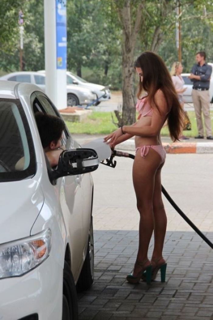 Russian Gas Station That Gives Free Gas To Women In Bikinis :)