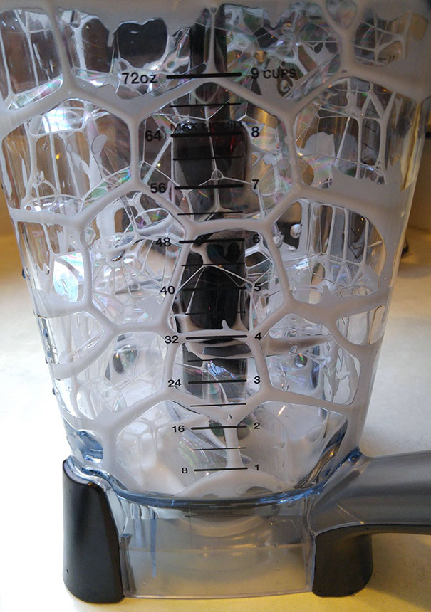 Blender filled with perfectly satisfying soap bubbles and patterns for perfectionists.