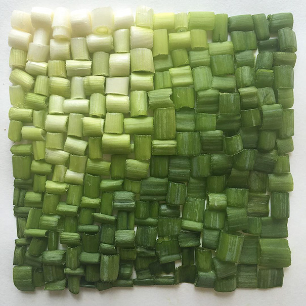 Perfectly arranged green onion pieces forming a satisfying gradient pattern.