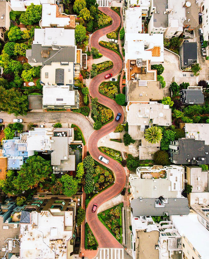 Lombard Street, San Francisco, California, USA