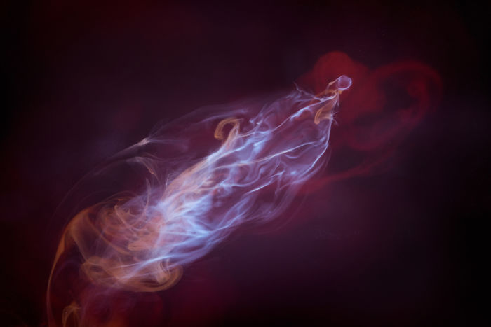 You Never Knew What Milk Poured In Black Tea Looks Like