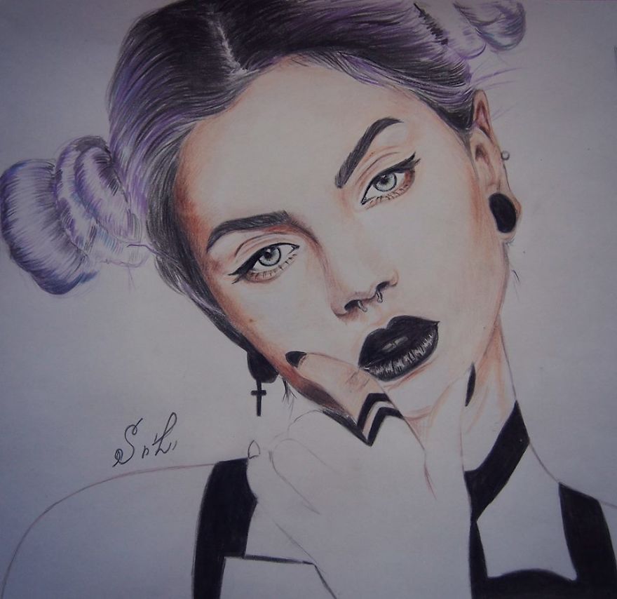 This Artist Draws Portraits Using Only Pencils