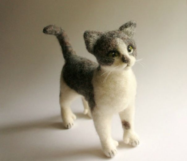 35 Unique Holiday Gifts For Cat Lovers, Handmade By Indie Artists & Makers 35 Unique Holiday Gifts For Cat Lovers, Handmade By Indie Artists & Makers