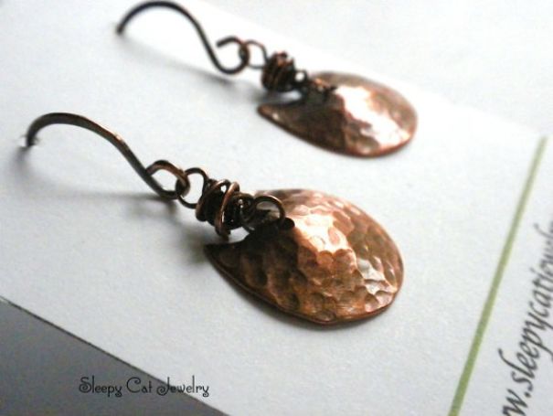 35 Unique Holiday Gifts For Cat Lovers, Handmade By Indie Artists & Makers 35 Unique Holiday Gifts For Cat Lovers, Handmade By Indie Artists & Makers