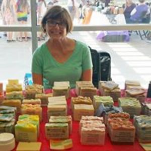 lynnreadsalot avatar