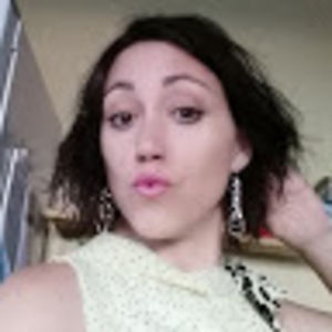 elizabethenglishteacher avatar