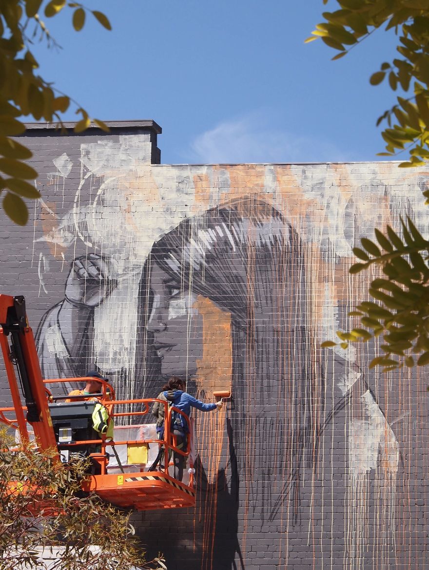 Artist Tells The Story Of Italian Immigration With New 10 Meter-High Mural Artist Tells The Story Of Italian Immigration With New 10 Meter-High Mural