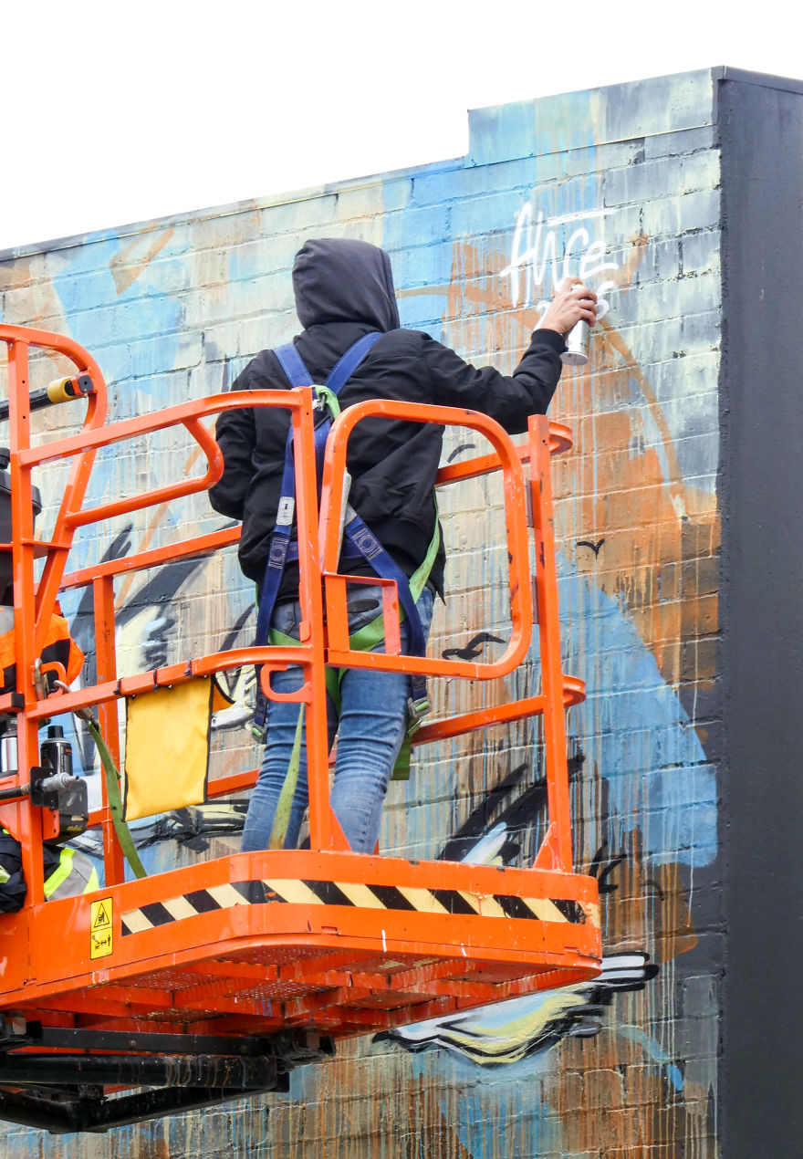 Artist Tells The Story Of Italian Immigration With New 10 Meter-High Mural Artist Tells The Story Of Italian Immigration With New 10 Meter-High Mural