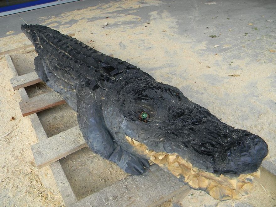 Chainsaw Carving: I Give Tree Stumps Immortality