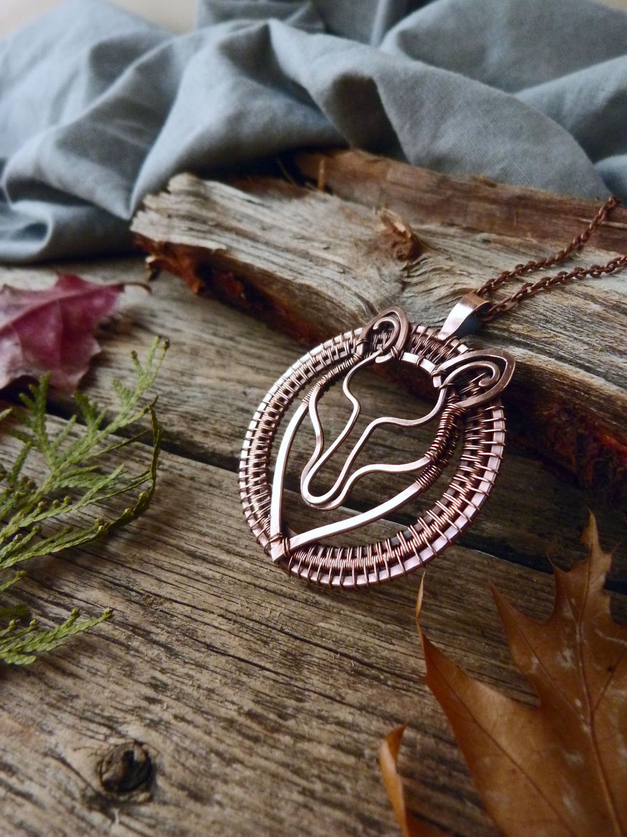 Circle Of Life In Wire Jewelry