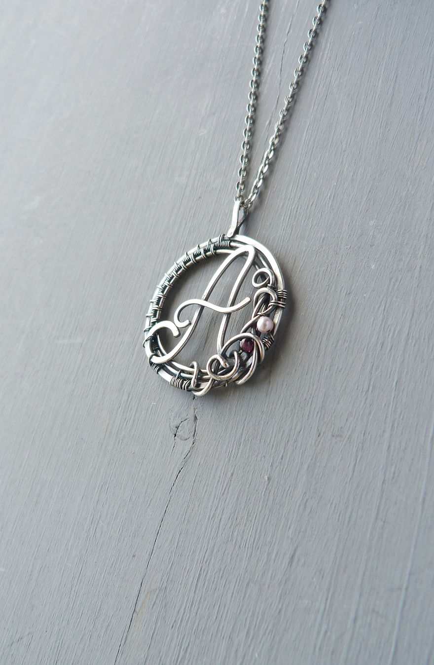 Circle Of Life In Wire Jewelry