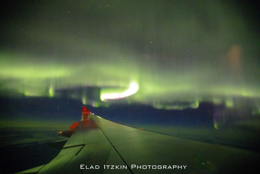 I Witness This Incredible Light Show Flying Above Russia I Witness This Incredible Light Show Flying Above Russia