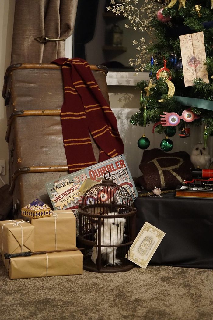 This Harry Potter Themed Christmas Tree Is A Feast For Potterheads