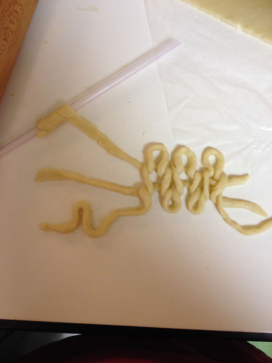 How To Knit A Pie: Yarn Artists Take It To The Next Level For Thanksgiving