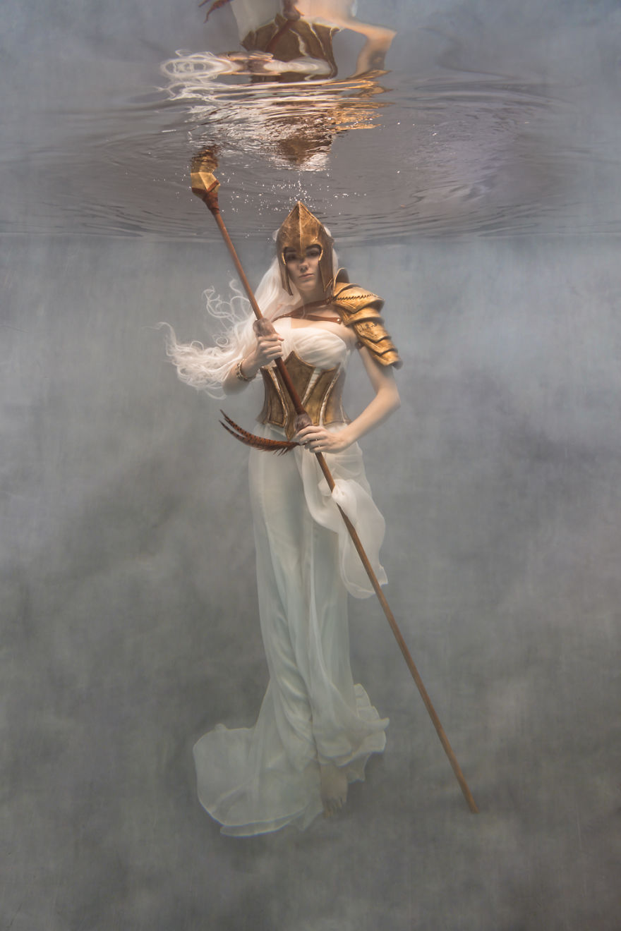 I Shoot Dramatic Underwater Portraits That Are Reflective Of Overcoming Troubles In My Life I Shoot Dramatic Underwater Portraits That Are Reflective Of Overcoming Troubles In My Life