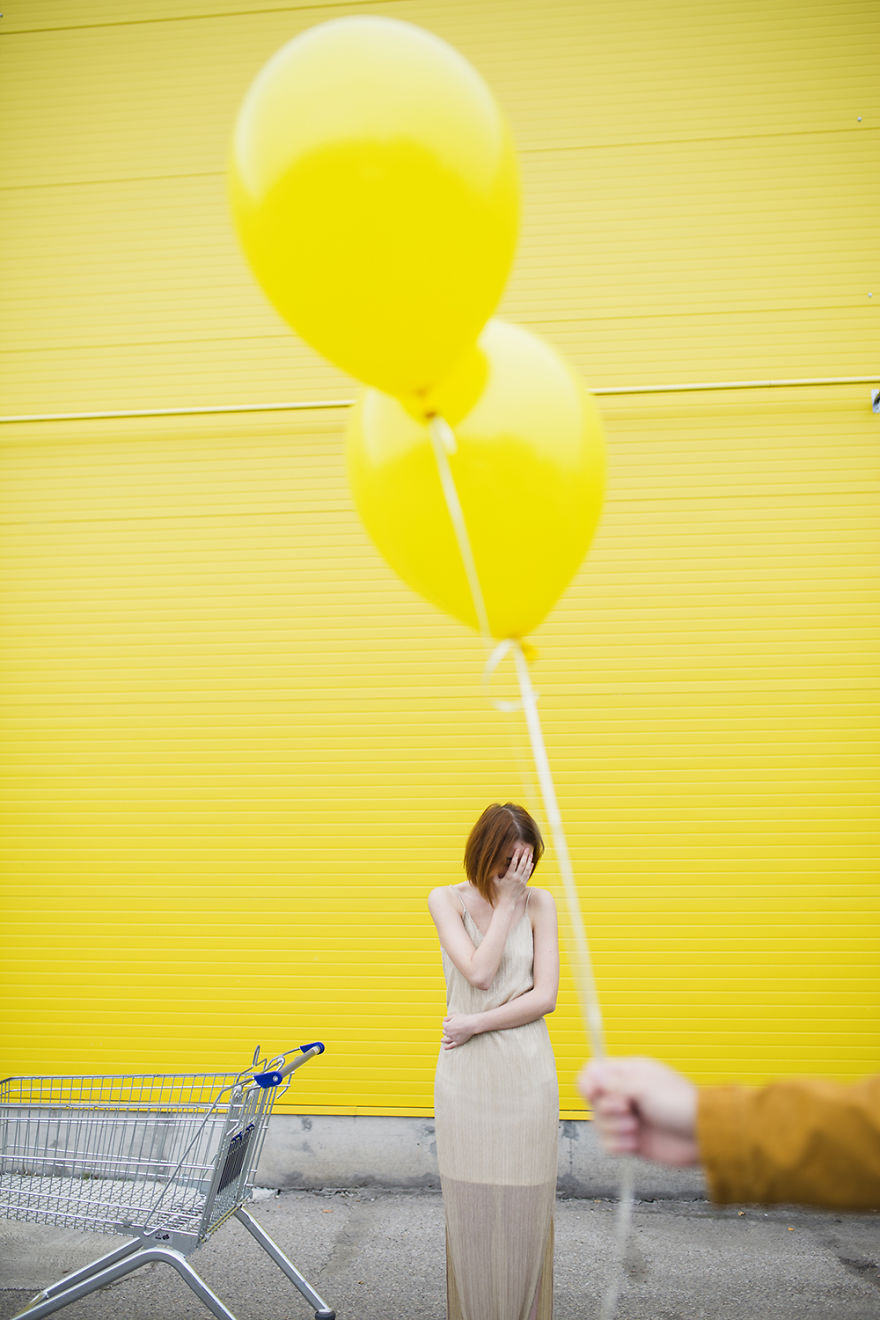 Yellow Color Game Photos By Photographer Jovana Rikalo
