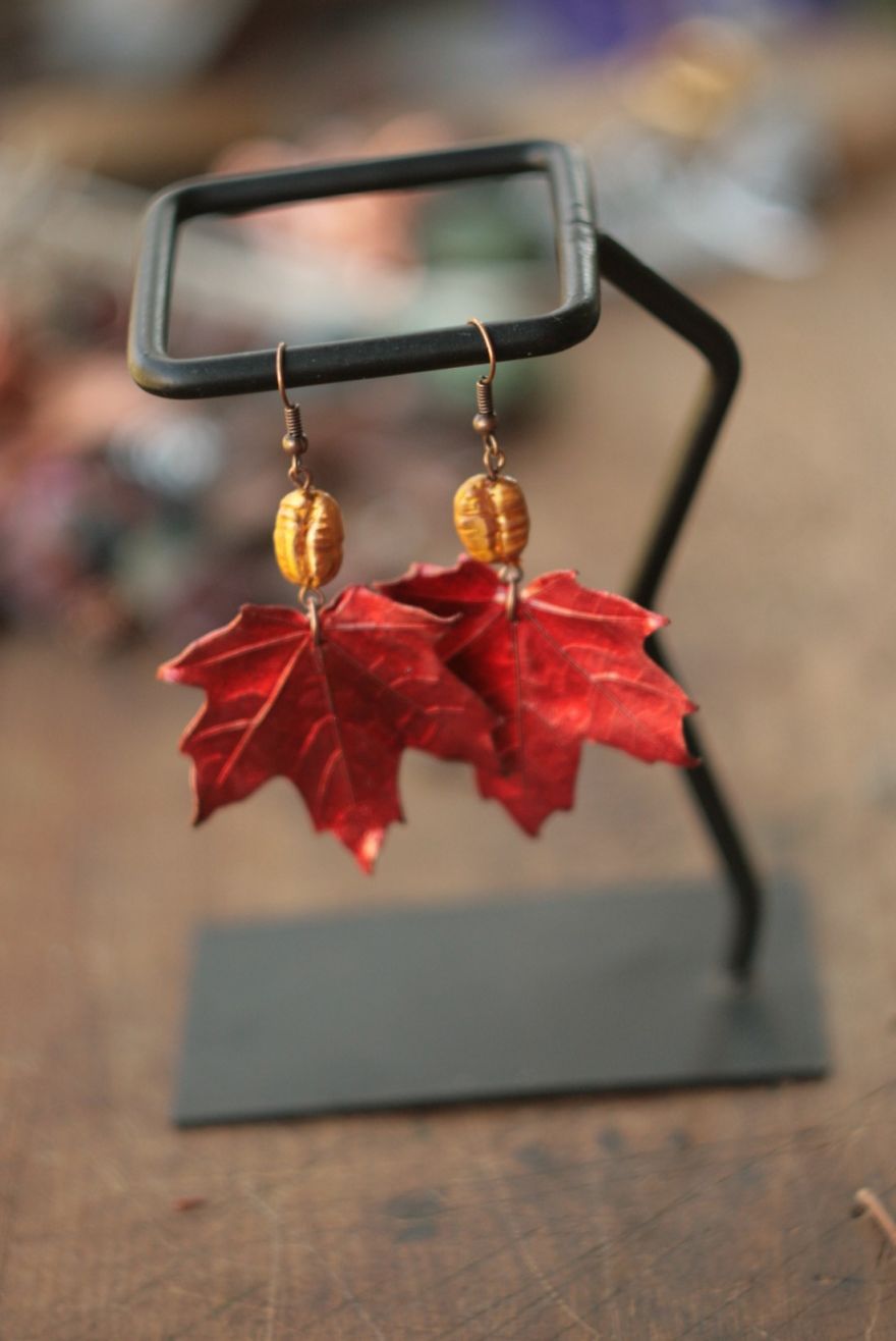 Unique Jewelry Made From Natural Objects Using Electroplating Method Unique Jewelry Made From Natural Objects Using Electroplating Method