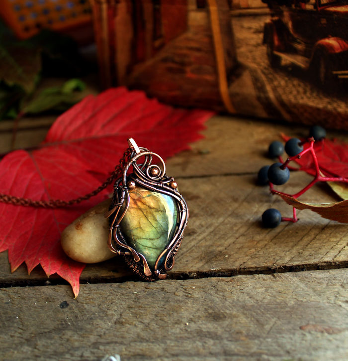 Beautiful Labradorite Pendant