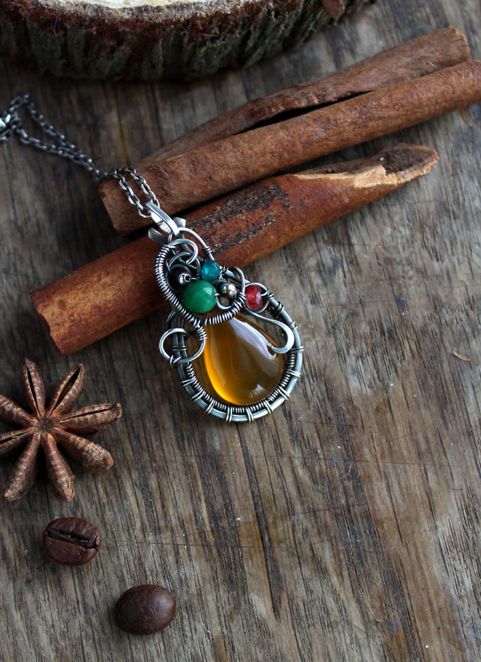 Silver Agate Pendant