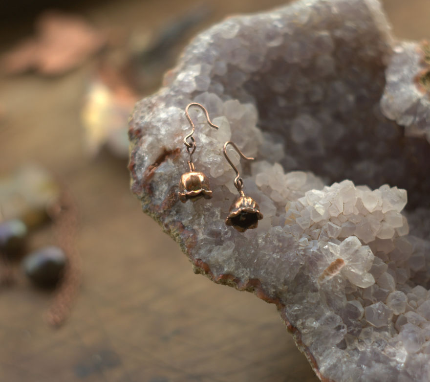 Unique Jewelry Made From Natural Objects Using Electroplating Method Unique Jewelry Made From Natural Objects Using Electroplating Method