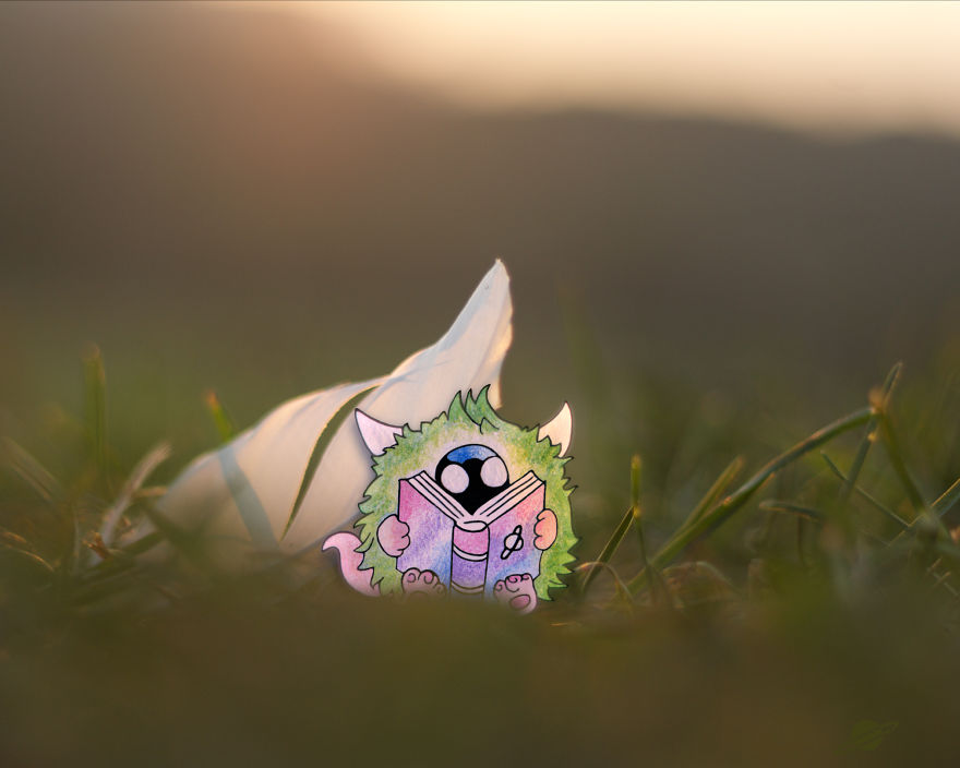 Boyfriend's Lunch-Bag Creature Drawings Brought Into The Real World In Girlfriend's Photos