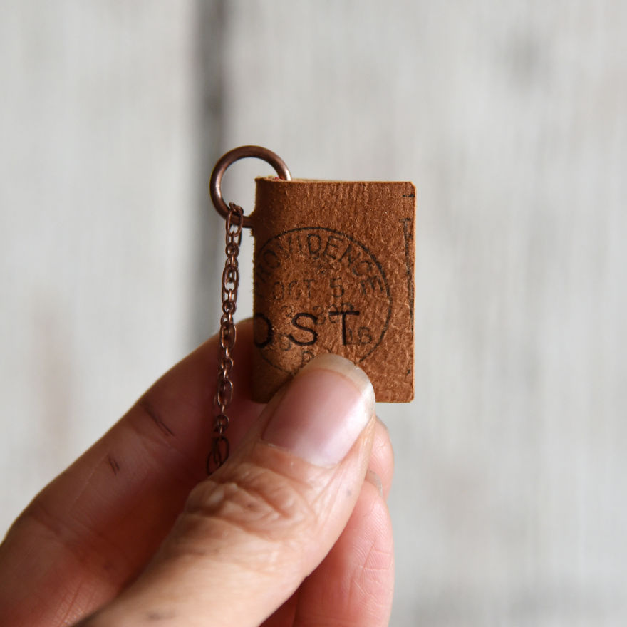 My Love Of Books, All Things Tiny, And Stories From The Past.... My Love Of Books, All Things Tiny, And Stories From The Past....