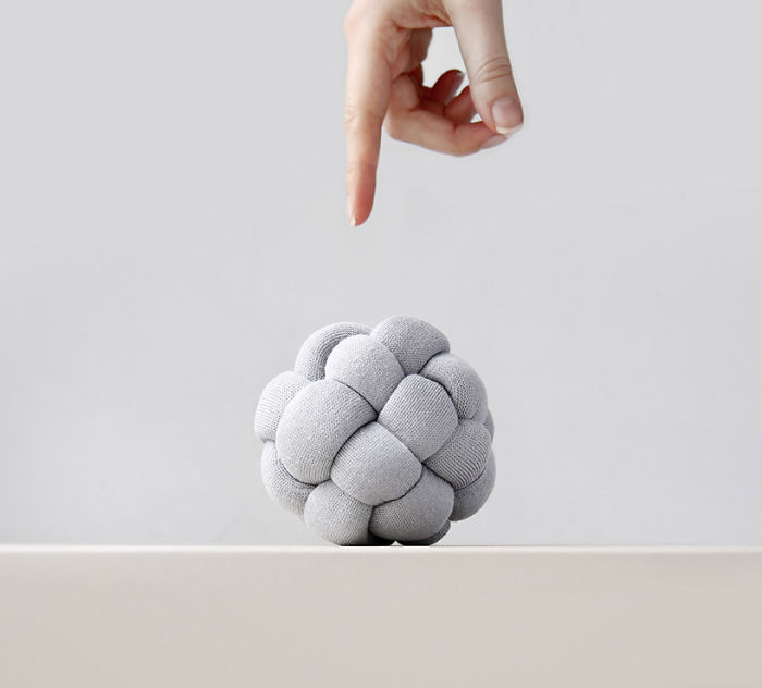 Ohhio Braid - A New Material For Stylish, Chunky Knits