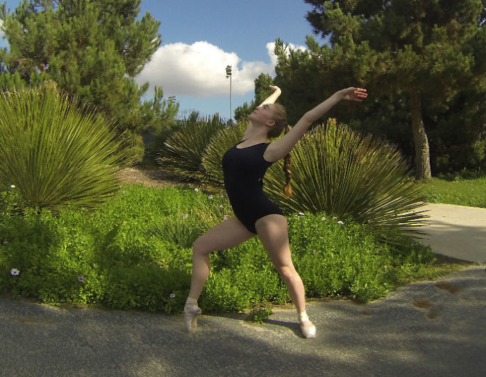 Ballerinas Are The Bomb!