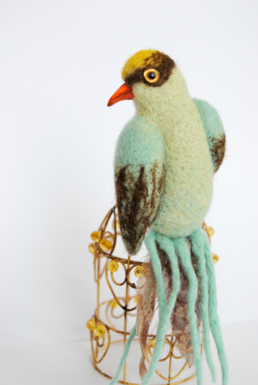I Create Handmade Fetled Birds