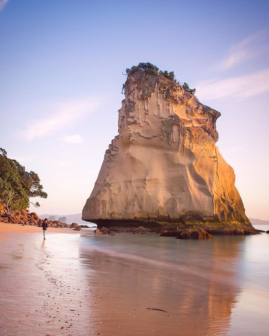 Te Hoho Rock (sail Rock) Has To Be One Of The Coolest Ancient Sea Stacks Around
